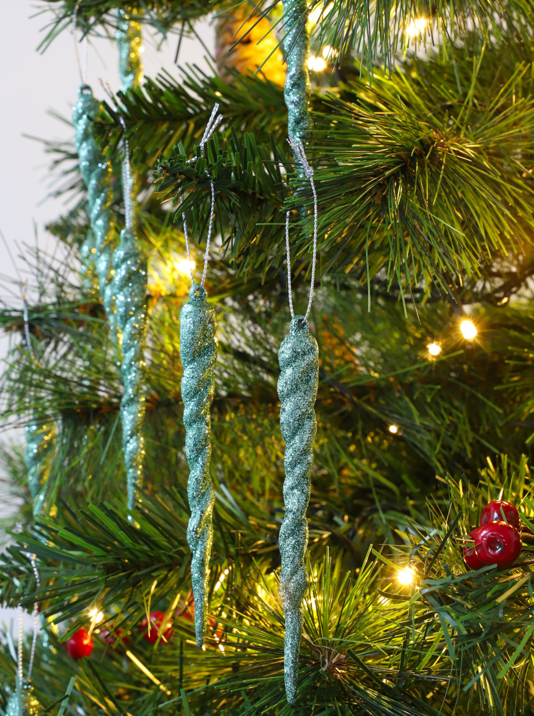 Christmas Concepts® 12cm Glitter Icicle Decorations Christmas Tree